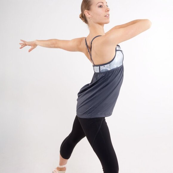 LULULEMON REHEARSAL TANK IN GRAY/WHITE COAL TINTED CANVAS SUPER SIZE 4 - Picture 2 of 8